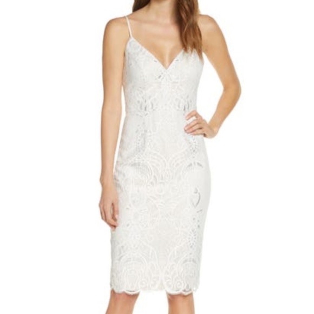 Vince Camuto White Lace Cocktail Dress size 6